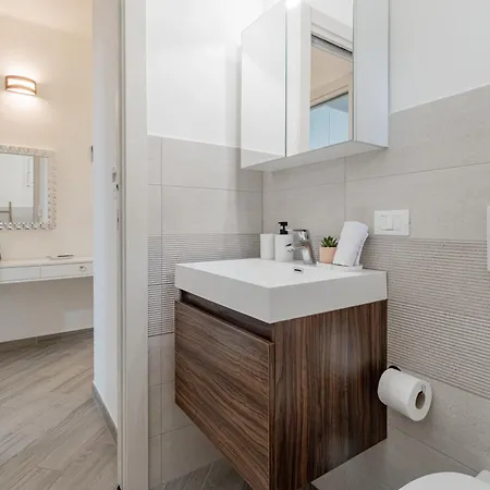 Апартаменты H11 Casa Alice Monolocale - *